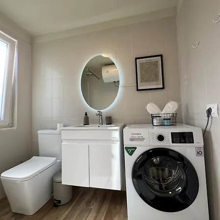 아파트 Ados Loft Center *