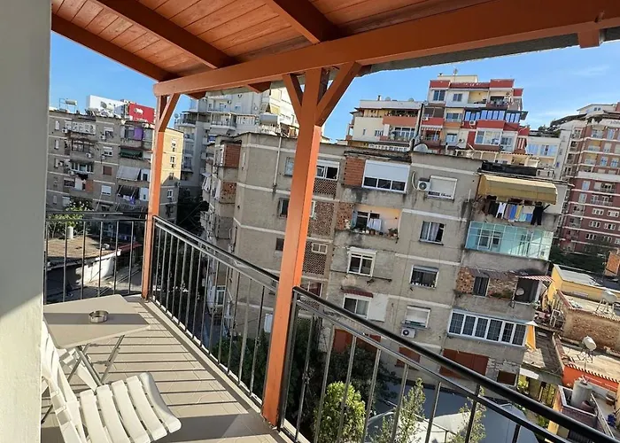 Ados Loft Center Lägenhet Tirana