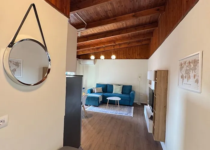 Ados Loft Center * تيرانا